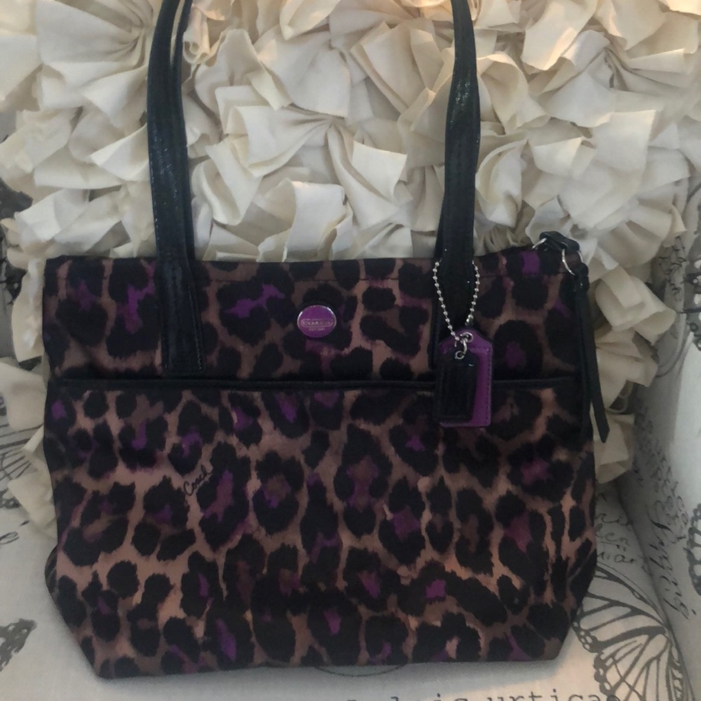Great coach purse!